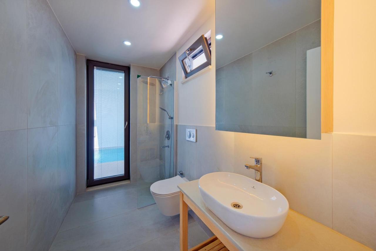 Villa Neo With 2 Private Pools, Bbq, Jacuzzi And Sauna Fethiye Exterior foto