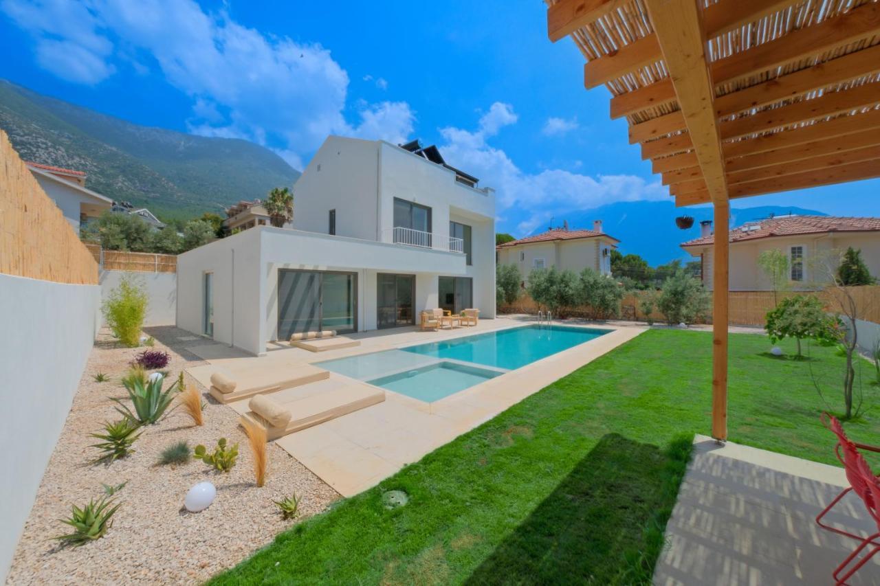 Villa Neo With 2 Private Pools, Bbq, Jacuzzi And Sauna Fethiye Exterior foto